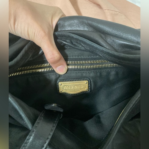 Authentic MIU MIU purse - Picture 3 of 12